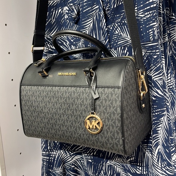 Michael Kors med Duffel Travel - Leather/Coated
NWT
35S2GTFU2B
BLACK - Picture 1 of 16